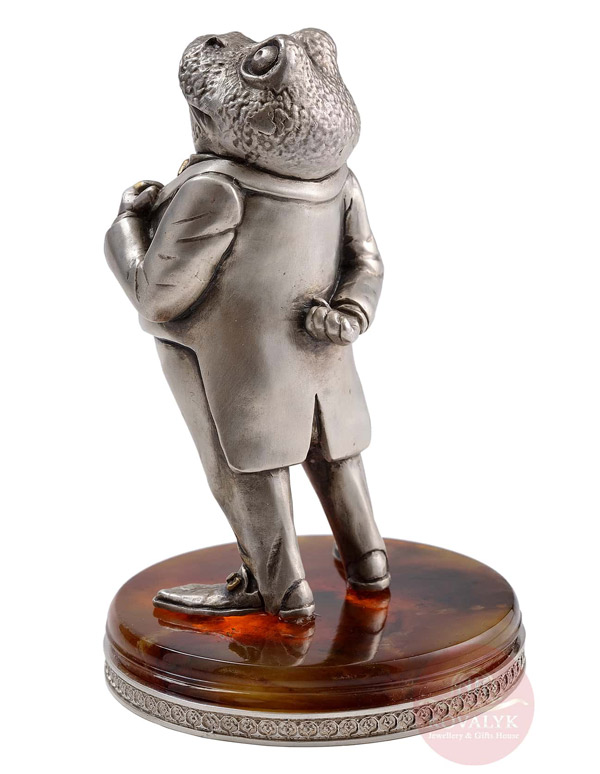 Серебряная статуэтка на янтарной подставке "Жаба"