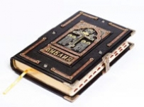 Как выбрать книгу в подарок