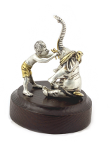 Серебряная статуэтка "Мальчик со слоном"