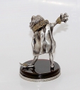 Фото - Серебряная статуэтка на янтарной подставке 2214