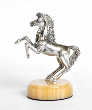 Фото - Серебряная статуэтка "Маленькая лошадь"