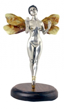 Фото - Серебряная статуэтка с янтарём "Фея"