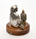 Фото - Серебряная статуэтка "Араб с соколом"